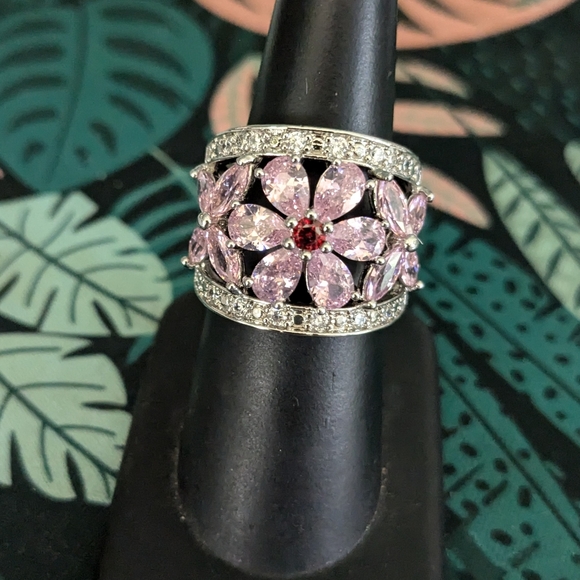 Sterling Pink CZ Flower Ring Size 7 - Picture 4 of 12